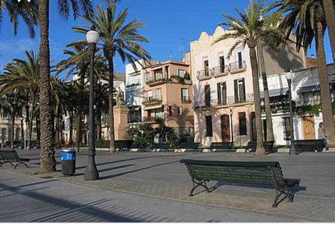 Habitacion A 15 Minutos De Barcelona Badalona Exterior foto